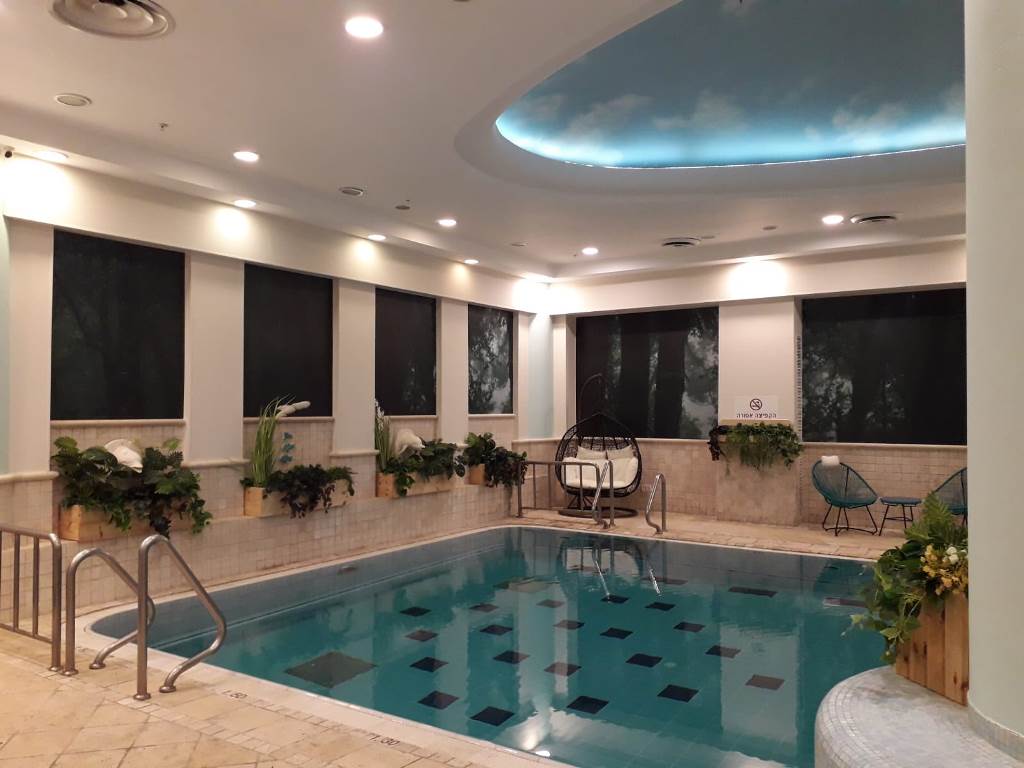 ספא מלון קראון פלאזה חיפה